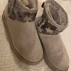 UGG SEQUIN BOOTS